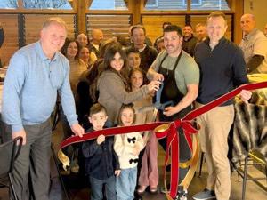 Olde Nottingham Tavern unveils new indoor-outdoor patio